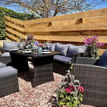 Domaine De Nougayrol: Luxury In Vineyard With Pool *